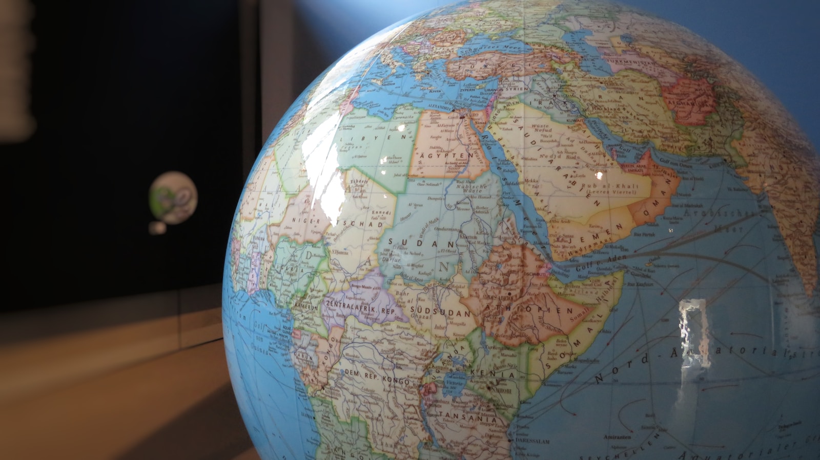 blue and brown desk globe